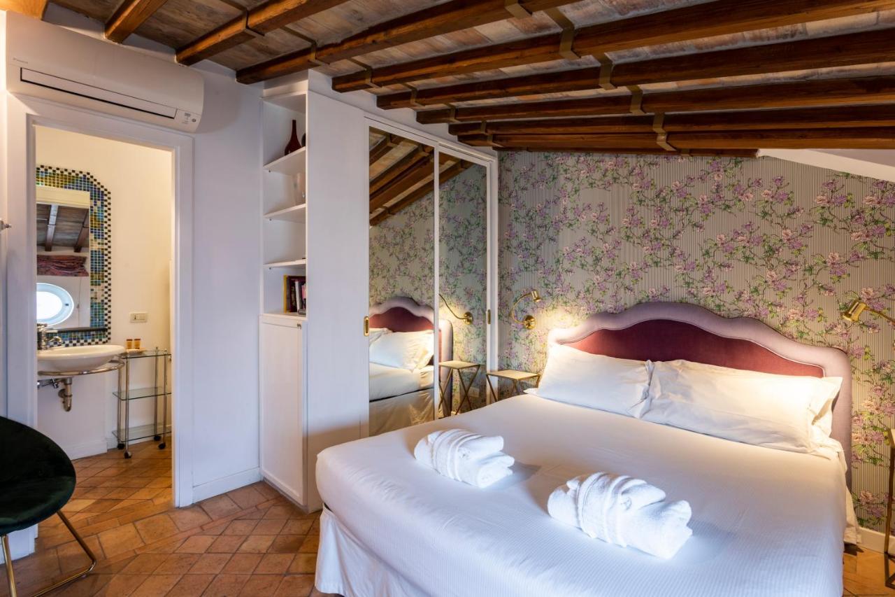 Frattina Apartamento
